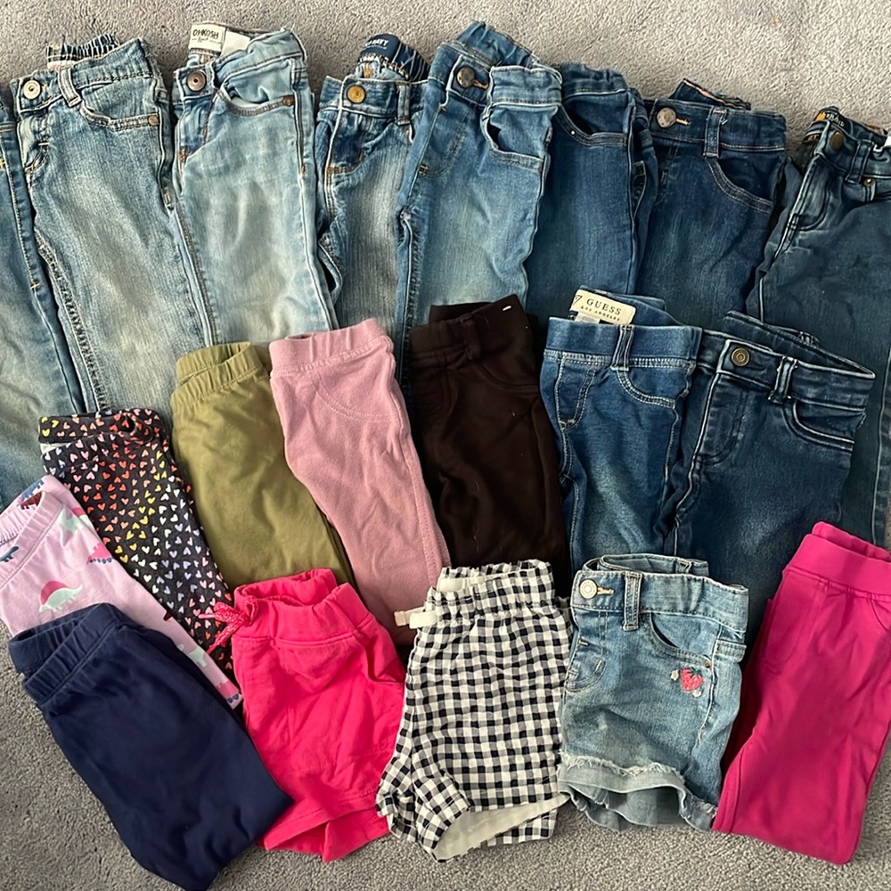 20 pairs of kid pants and shorts